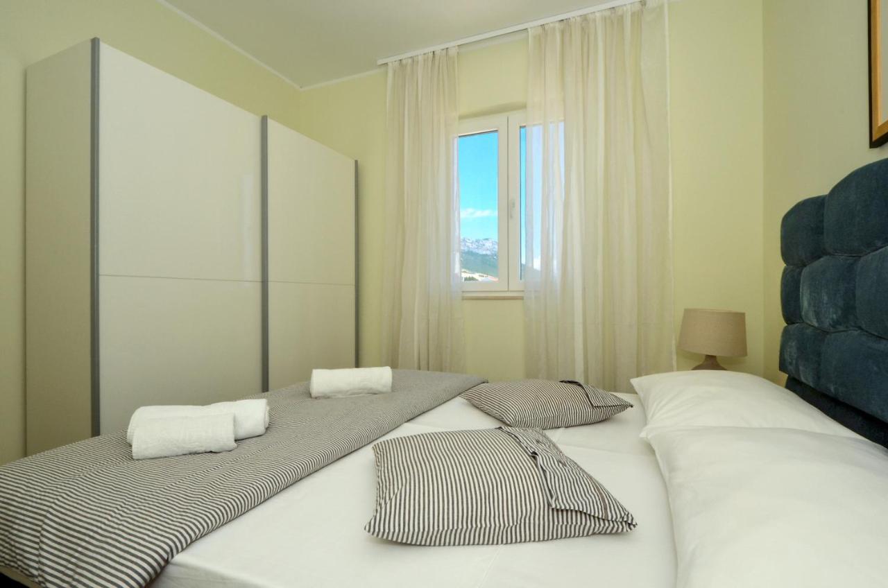 Holiday Home Nevera Kastela Exterior photo